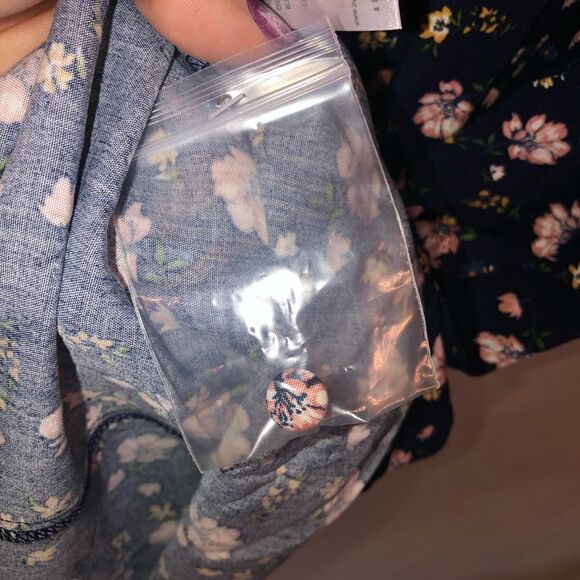 Dip Navy with Pink Floral Print Ruffle Sleeve Shift T-Shirt Dress Size Medium - Picture 6 of 9